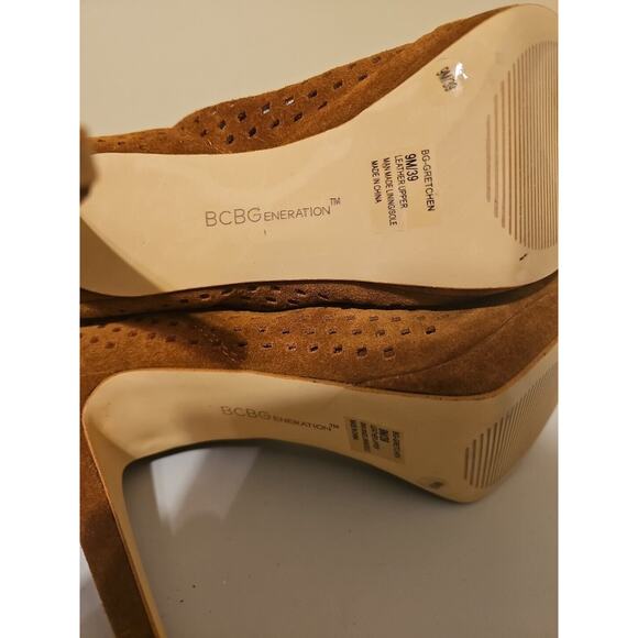 BCBGEneration Women's Leather Peep-Toe Heels Booties Size 9 M Brown Suede - Picture 4 of 8